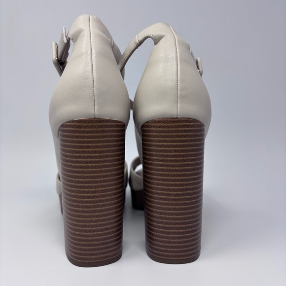 Sun + Stone Reemaa Heel Sandals 11 - Picture 5 of 7